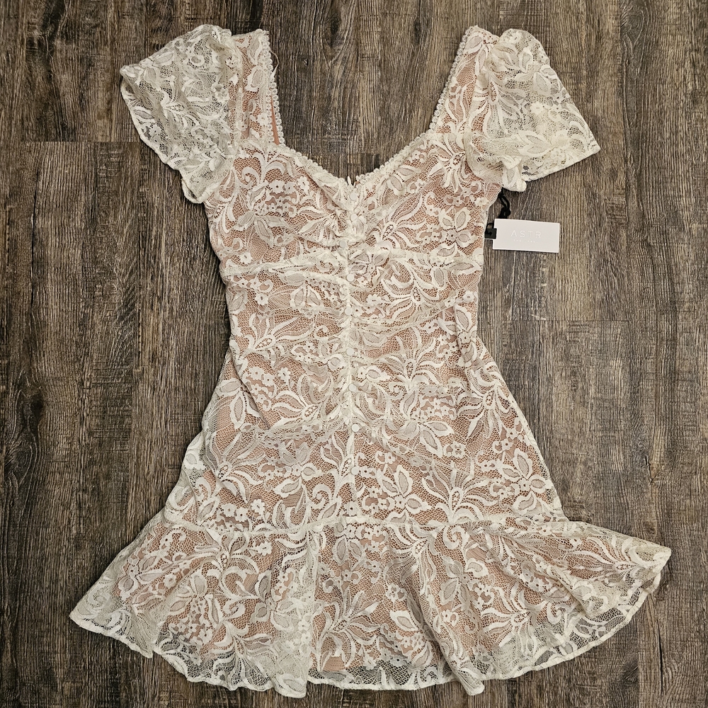 Astr Lace Trimmed Dress in Cream and Tan